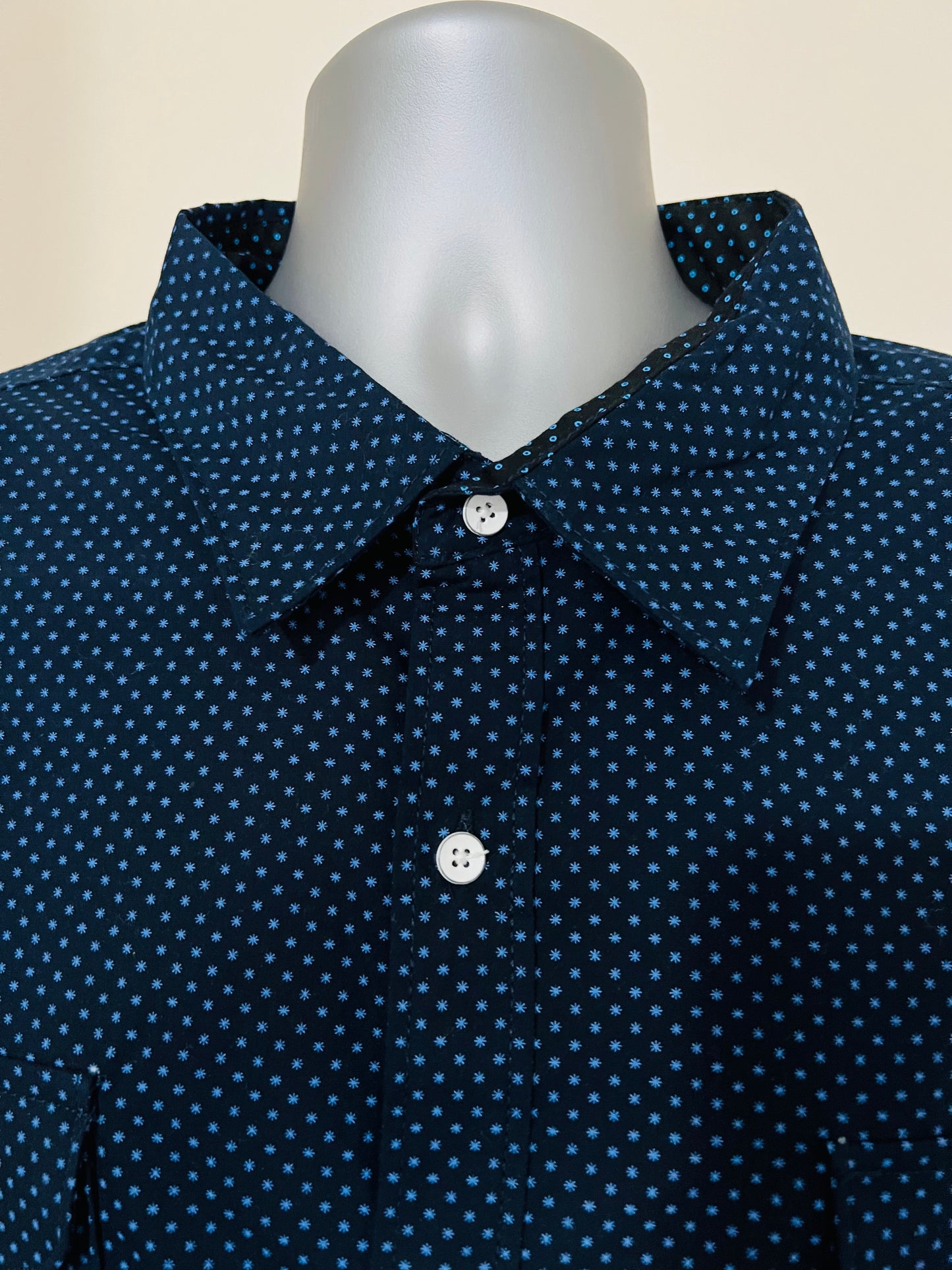 100% Cotton Short Sleeve Button Shirt (Mens)(Navy/Lt Blue)